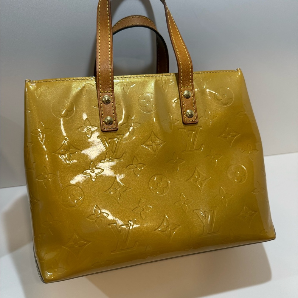 Louis Vuitton Yellow Vernis Reade Small Tote bag